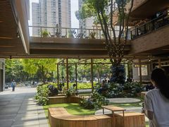 -瑞虹新天地月亮湾