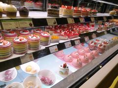 -巴黎贝甜(大宁国际商业广场店)