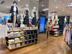 -优衣库(深圳万象天地旗舰店)