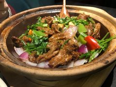 招牌霸味啫啫鸡-鹊玥·粤菜小馆(汇智国际商业中心店)