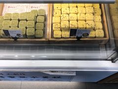 面包甜点陈列柜-吴酥生宫廷酥饼(南门口店)