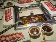 -海底捞火锅鲜切牛肉主题店(长寿路店)