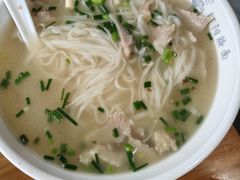 -阿阳牛腩腌面店