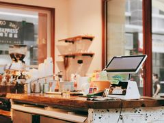 -Line 咖啡(石厦花园店)