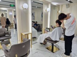 -3AM HAIR SALON染发接发