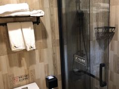-闲隅江景艺术酒店(解放碑洪崖洞总店)