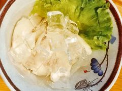 -毛辣果·贵州红酸汤牛肉火锅(西单店)