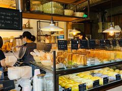 面包甜点陈列柜-仙峰天然面包(迎宾路店)