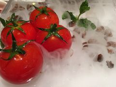 番茄脆菇沙拉-小大董·烤鸭(凤凰汇店)