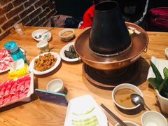 -额尔敦传统涮火锅·烧烤(鑫源山庄店)