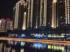 -西北湖绿化广场