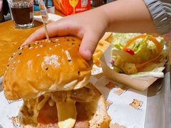 -HUZI虎滋精酿餐吧(京西大悦城店)