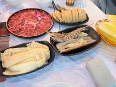 -鲜入围煮花胶鸡海鲜火锅