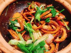 -八府香鸭·啫啫煲(华山路店)