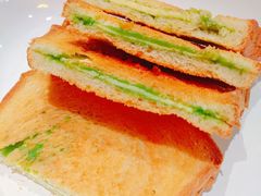 咖椰吐司-HELLO 27 意面·沙拉·帕尼尼