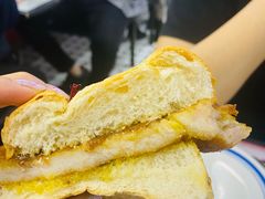 猪扒包-華人 華星冰室(氹仔 店)