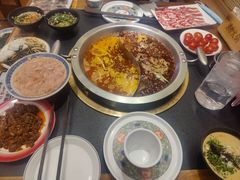 -沸炉重庆老火锅(军事博物馆店)