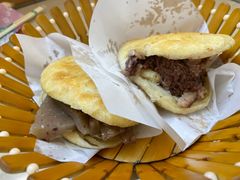 -闫家驴肉老店(华电一校店)