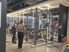-瑞力健身(解放数创广场店)