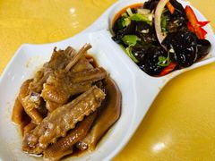 -鹏城人家海鲜酒家·23年老字号(较场尾店)