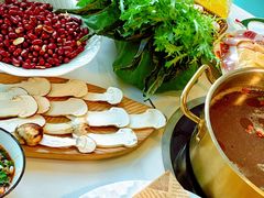 -阿鹏故事野生菌火锅(古城店)