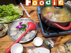 -蚝美人·生蚝海鲜烧烤(茶花园店)
