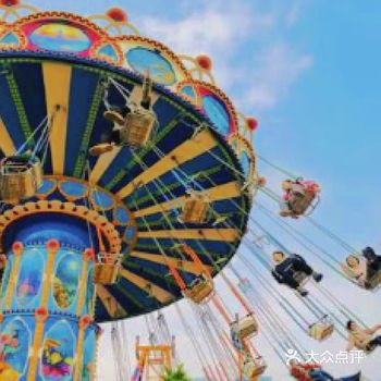 高空极限运动也是越来越流行，在高深莫测的高空中体验极