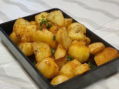 炕恩施小土豆-肥肥虾庄·金牌油焖大虾(首义路店)