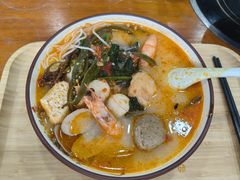 -老何家后安粉·糟粕醋海鲜火锅(三亚湾椰梦长廊店)
