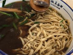 -镇南锅盖面馆(解放路店)