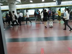 -公园前(地铁站)