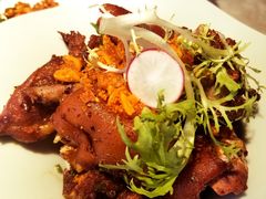 香烤飘香猪蹄-雀蓝川菜(奥体广场店)