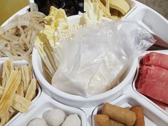 -鸡遇虾煲干锅火锅(小寨金莎店)
