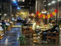 大堂-围炉·川味鲜货火锅(万达珍珠坊店)