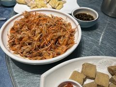 -侬佳蒸菜馆(听潮店)