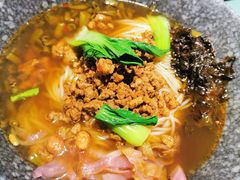 -八月美食小馆(银泰城总店)