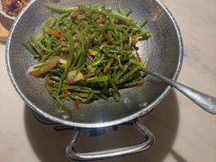 -小菜园新徽菜(镇江丹阳吾悦店)