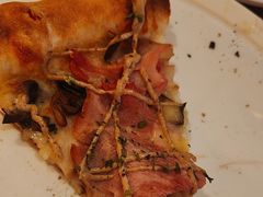 -城市大道红炉披萨烘焙坊