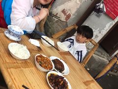-十一街苍蝇馆子转经消江湖菜(九眼桥十一街店)