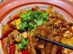 -粥满堂地道湖北菜(南湖都会店)