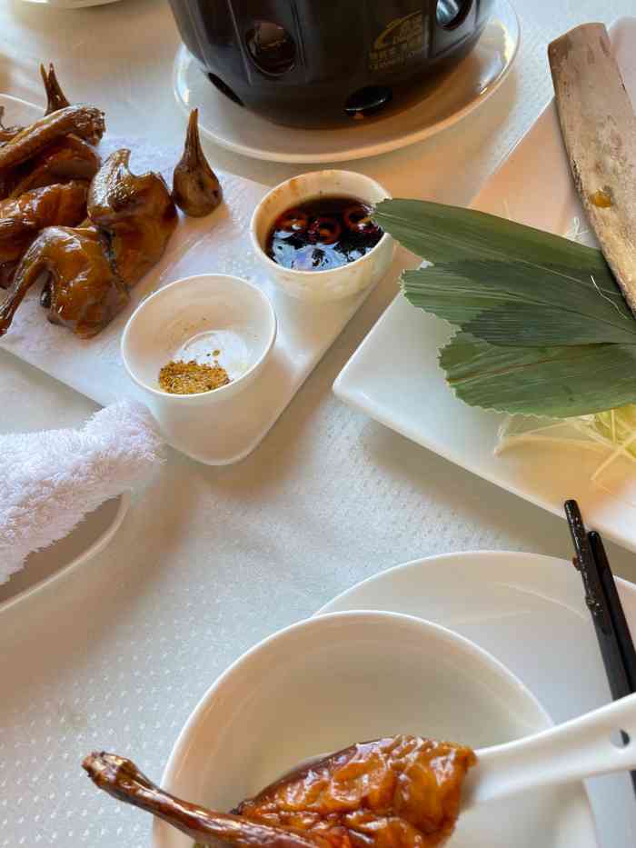 龙水山大酒楼(万寿路店)-"口味独特,环境很好,交通方便,服务热情.