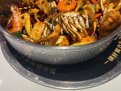 -七欣天香辣蟹火锅(闵行浦江欢乐颂店)