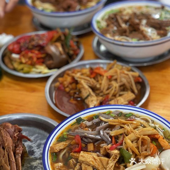 君来面馆(昱新路店)