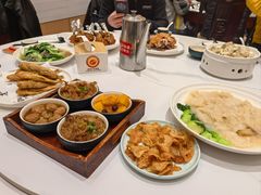 -梅利汴京烤鸭•开封豫菜地标店(东司门店)