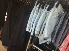 -H&M(鹏欣水游城店)