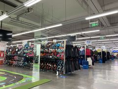 -迪卡侬(西三旗店)