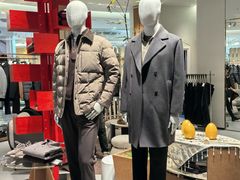 -王府井百货熙地港店