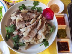 草原手把肉-德乐海蒙餐