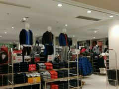 -优衣库(上海金桥国际商业广场店)