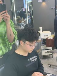 -藤野造型烫发染发